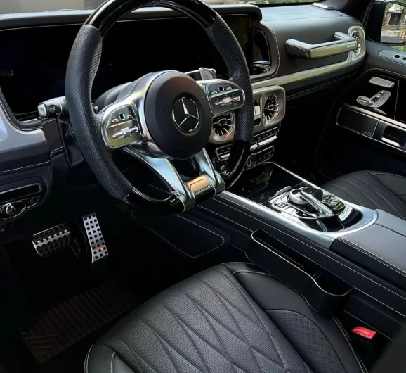 interior-detailing-mercedes-g-wagon-interior.jpeg-1200h